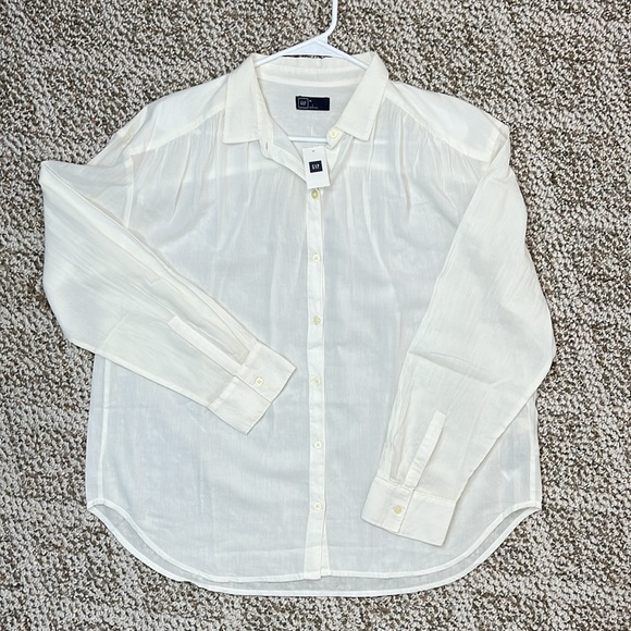 GAP OPTIC WHITE SEMI SHEER BUTTON DOWN BLOUSE PLEATS NWT SIZE XL - Picture 12 of 12